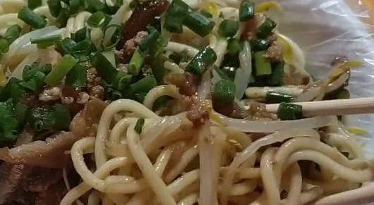 如何炒肉酱拌面 178b0b7cfac34999802832f7fba95efa.jpeg