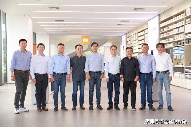 雷军再度表示,小米由联合创始人刘德专门负责组织部,过去两年内部