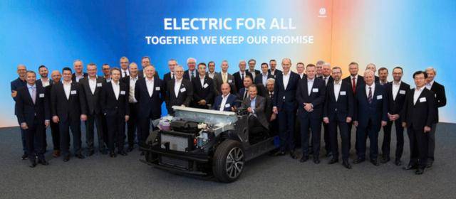 迪斯|电气化转型遇“拦路虎”，没有试错机会的大众该何去何从？