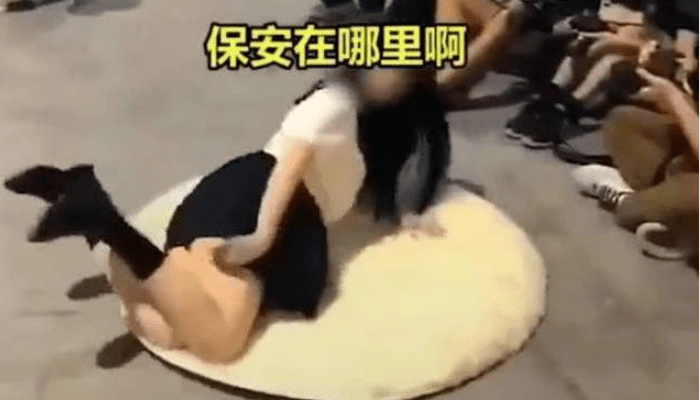 网络|漫展JK少女后续，偷拍少女“狂三”被人肉，网络暴力到底可不可取