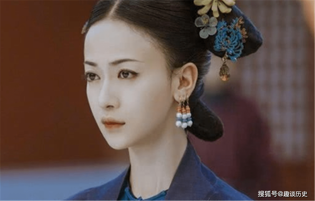 明玉|延禧攻略：剧中最好看的衣服，并非贵妃的华丽服饰，而是她的嫁衣