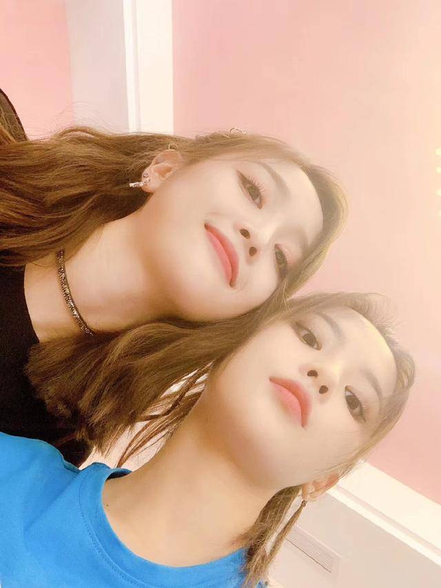 婚纱|原创吴宣仪为杨超越庆生，晒婚纱合影并自制表情包，CP太好嗑