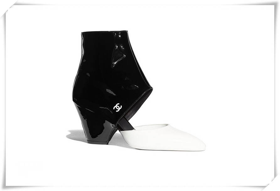 鞋履|Chanel首家鞋履专卖店，女生抢着入手这款经典双色鞋？