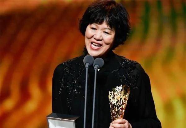 倪萍退休金一个月多少 3f658eded9364fc8bafdfcdbdc2b677a.jpeg