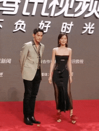 童瑶|江疏影童瑶造型失手,热巴暗黑风冷艳,唐嫣产后首次亮相很惊艳