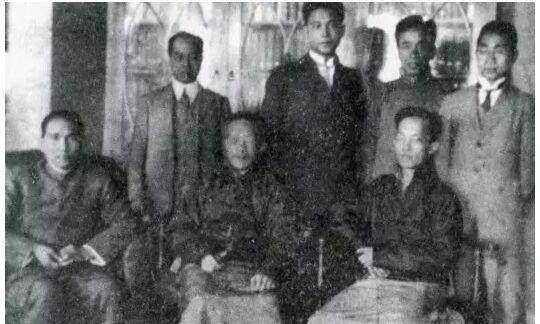 汪精卫是什么意思 c9d9ec3d14004904b6e69cfc61bc3f71.jpeg