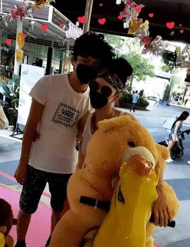 张柏芝为儿子lucas生日发文庆祝,还有点害羞 张柏芝为儿子lucas生日发文庆祝,还有点害羞