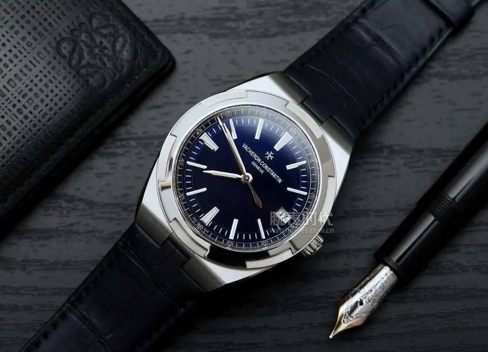 机芯|江诗丹顿纵横四海4500V买回来半年多，说说我对它的看法和使用感受