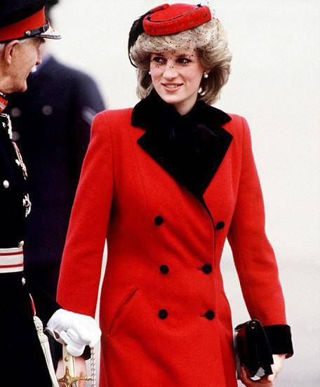 卡米拉|戴安娜遗产中的珠宝，除了留给儿媳，大多都让卡米拉戴着秀尊贵了