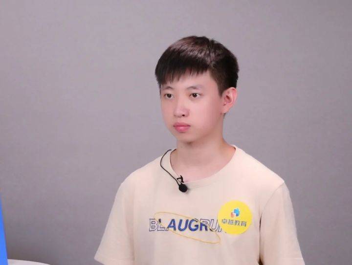 少年|复读少年告别网瘾成功蜕变一年提分213分