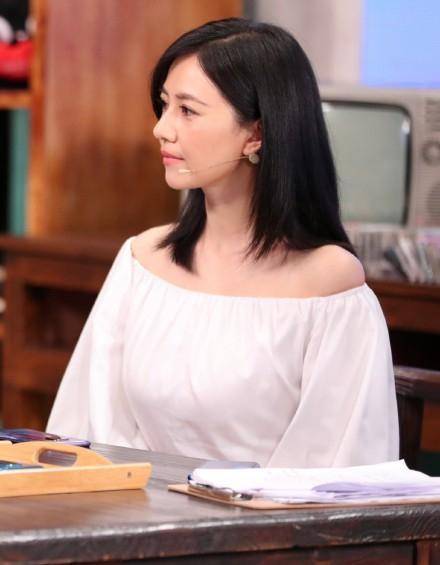 曾经的一代女神，如今苍老感已经上脸，几乎让