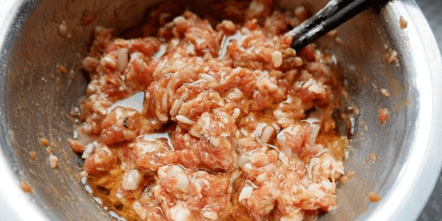 豆腐皮卷肉卷馅怎么做好吃 ab1a77933b3d423da3d3b1e1b224d571.png