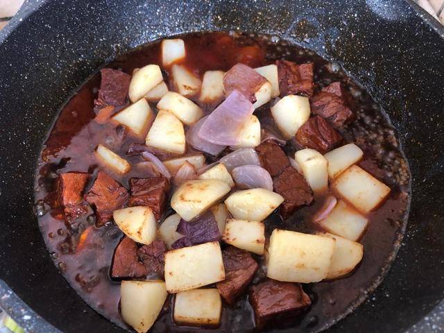 红烧肉怎么做软烂不腻不腥 537e820db9de48b292f1b7396a2d8093.jpeg