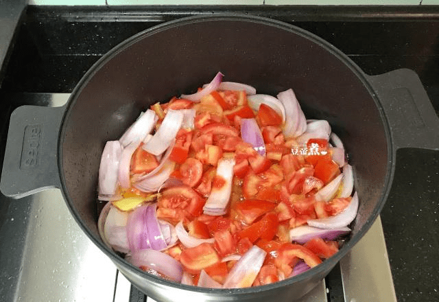 番茄洋葱炖牛腩儿童 31125bd8430e4f70a58971b77a2b6378.png