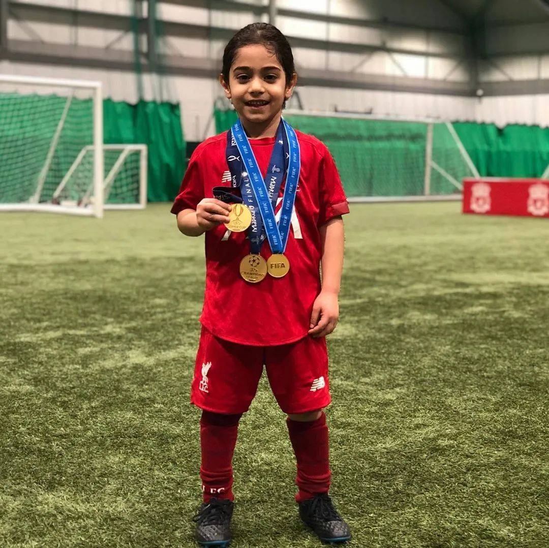 Arat|钻石口罩，可能是最没用的奢侈品