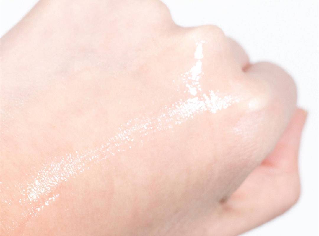 肌肤|别再跟风买了！油皮的【本命水】你喝对了吗？