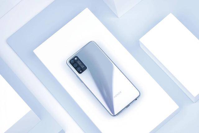 测评盘点|这组手机CP美翻了！荣耀30青春版开箱评测