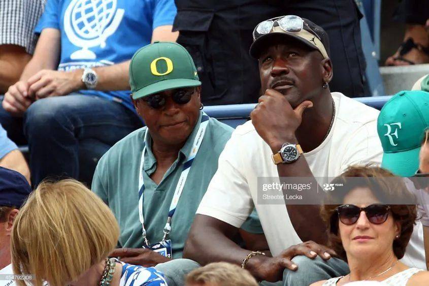 老爷子|乔老爷子也是时间管理带师？盘一盘他的腕表收藏！