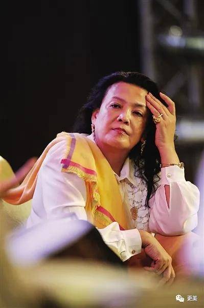 张兰|京城四少汪小菲的婚姻骗局？大s怕是来抵债套现吧？！