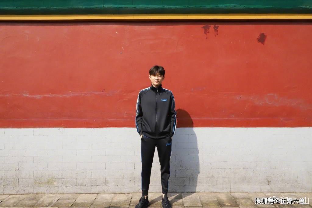 张一山疑似劈腿风波后，罗晋与唐嫣的爱情，让