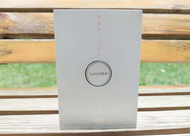 设计|旗舰中的旗舰！集动铁、高通、四麦降噪于一身的耳机：唐麦W5体验