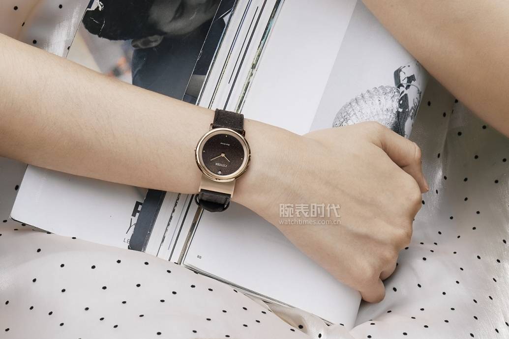 礼物|这是什么神颜颜值？西铁城给她准备了七夕礼物