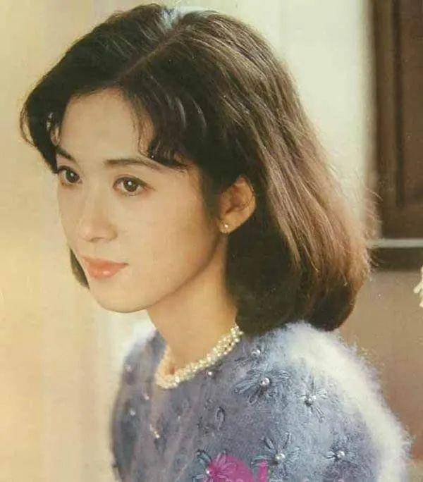 56岁傅艺伟曾是最美苏妲己，却二婚失败吸毒自毁