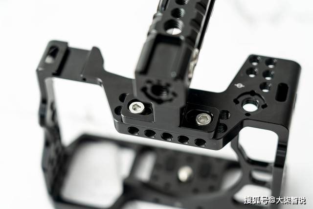 莫格|给相机搭配SmallRig斯莫格兔笼后，你必须要买的相机套件“必看”