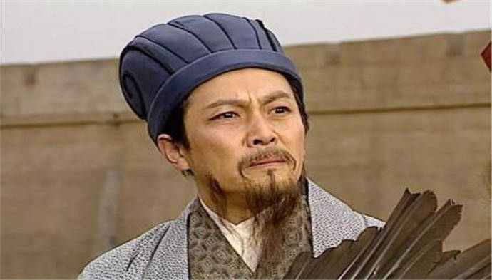 忠君|足智多谋,忠君事主,《三国演义》里的诸葛亮为何如此完美