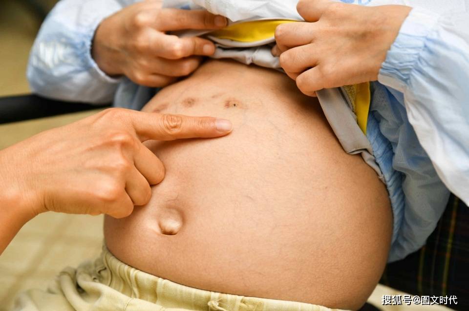 孩子|病房里被饿哭，爸爸发誓：这辈子不会再让你挨饿男童不幸患重病