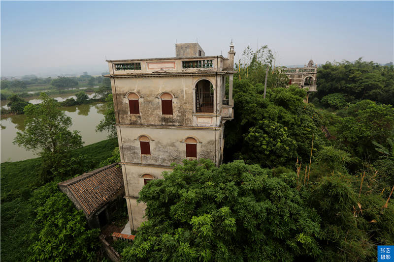 开平|开平有座村子，15座碉楼建于20年代，被列入世界文化遗产地之一