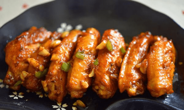 可乐鸡翅怎么炖才能最好吃 1eb20102ea6a4103924d9c821581b9be.png
