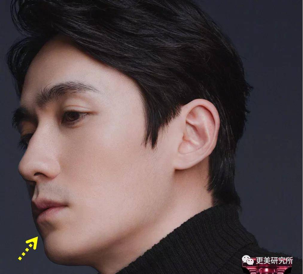 伸缩|蔡徐坤的下巴会自动伸缩？！这是do脸实锤了？