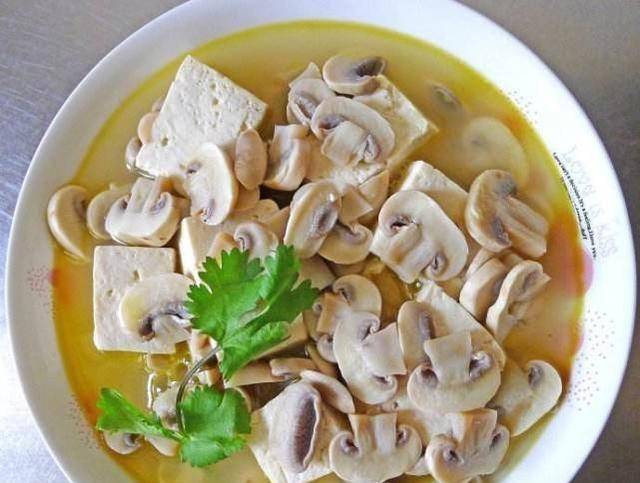 炖豆腐的10种最佳吃法 ce0c6c87038c40a6ab36cf6a680e6931.jpeg