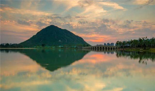 长桥什么的成语_西湖长桥图片(2)