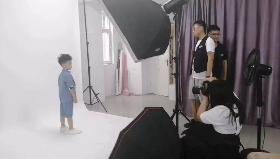 活动|什么样的儿童模特才可以参加经纪活动和演出？