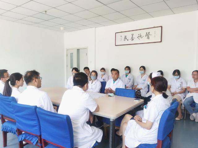 将医保政策落细、落实——太原市中心医院举办医保管理政策培训会