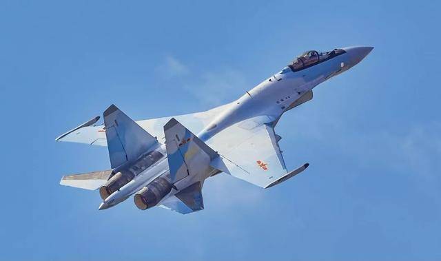 苏-57最新消息！俄国防部长参观最新战机，还有