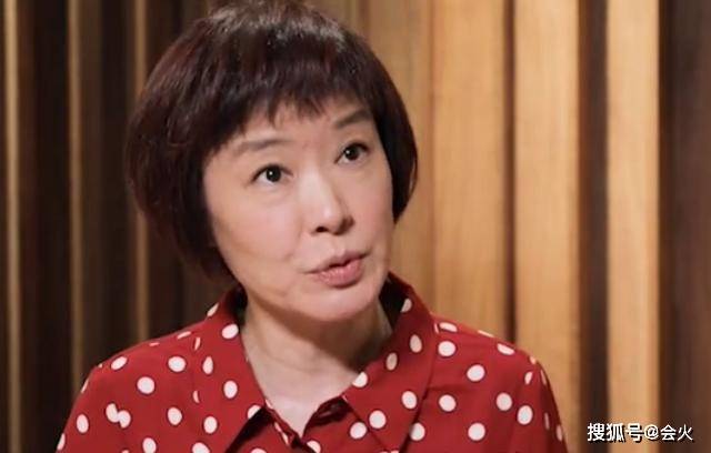 争议|原创《正大综艺》主持王雪纯罕露面,24岁进央视被嘲关系户全靠父母?