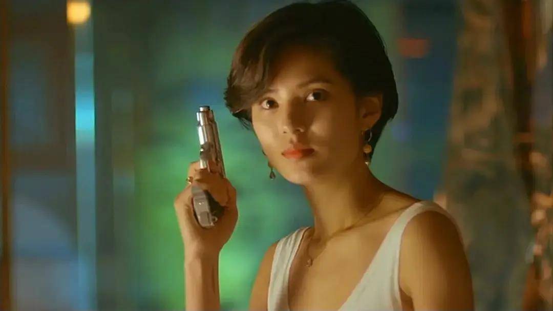 鲜肉|李若彤首次公开年龄，快30岁演小龙女，30多还和小鲜肉演情侣