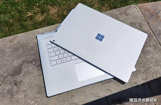 完美之作微软surfacebook315寸评测最佳笔记本电脑之一