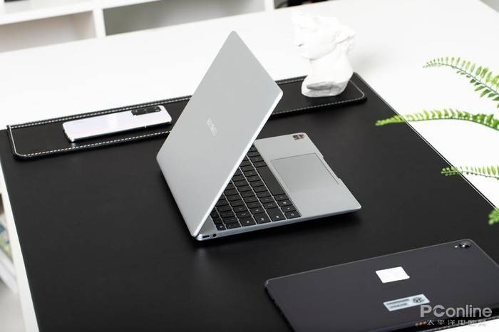 同价位|华为13英寸轻薄本，性能、屏幕同价位下有点凶 网友：沸腾了~