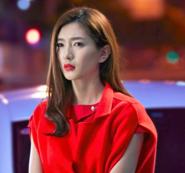 三十而已女一号 ba115e07ac574f4789b256d2b0202703.jpeg