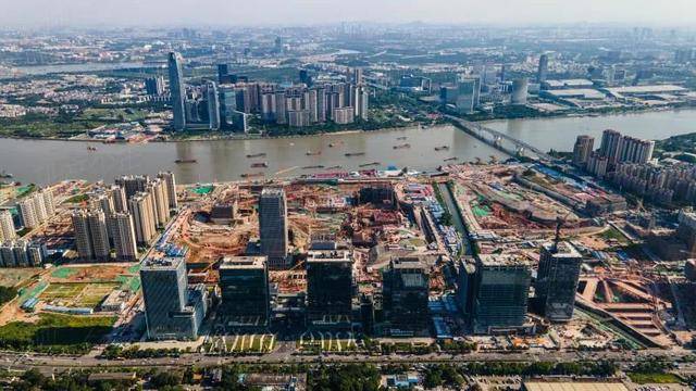 广州金融城航拍图4 (来源:地产少年)