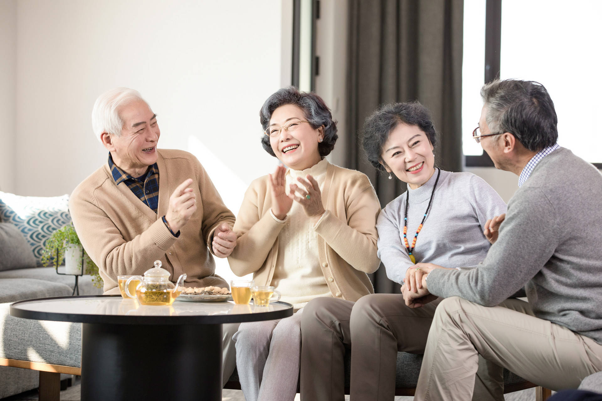 原创600多人被骗，涉案资金超十几亿元！揭秘以房养老的连环骗局...