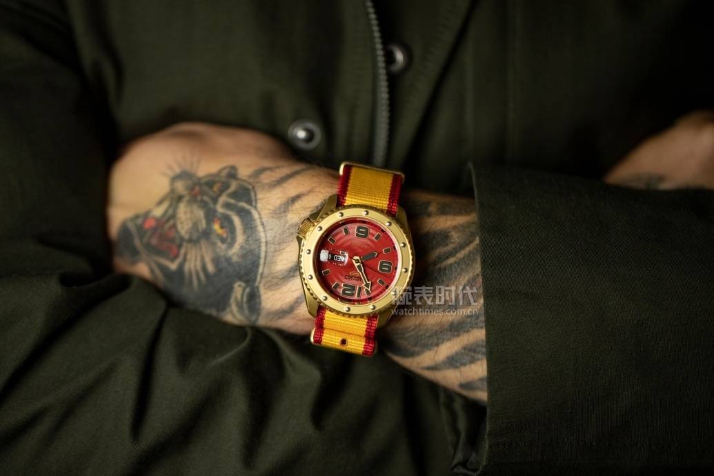 灵感|精工5号x 街霸5 联名款腕表,咋样?