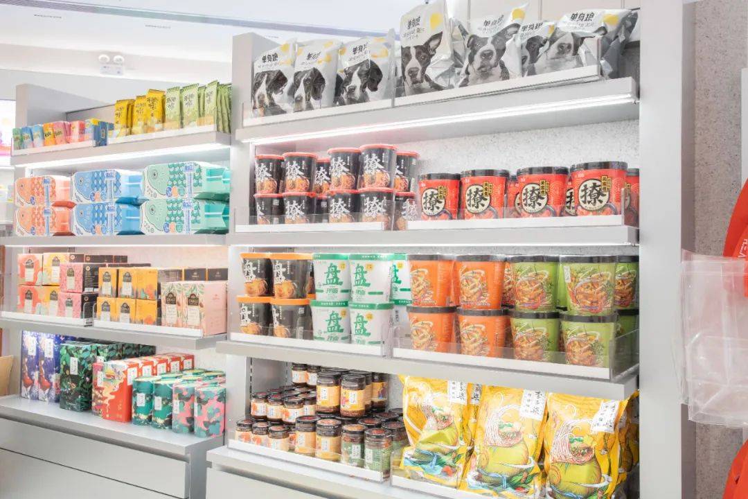 品牌|剁手预警！全球第②家「美妆仓库」来深圳啦！