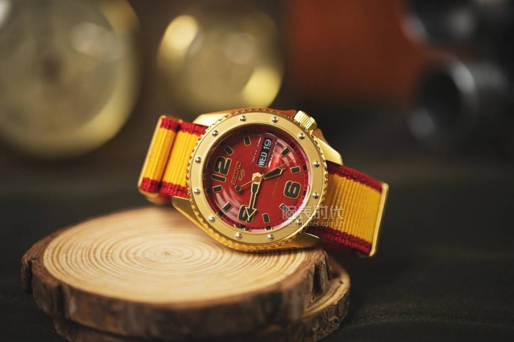 灵感|精工5号x 街霸5 联名款腕表,咋样?