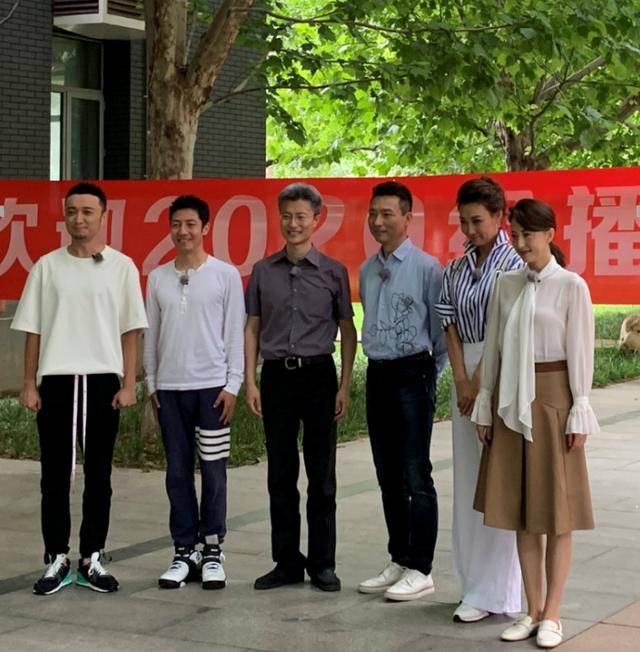 点读机女孩近照曝光，长相清秀略发福，与康辉