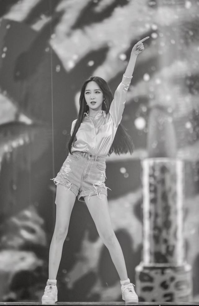 节目|原创网传《浪姐》成团名单,看到孟佳后,大家就放心了